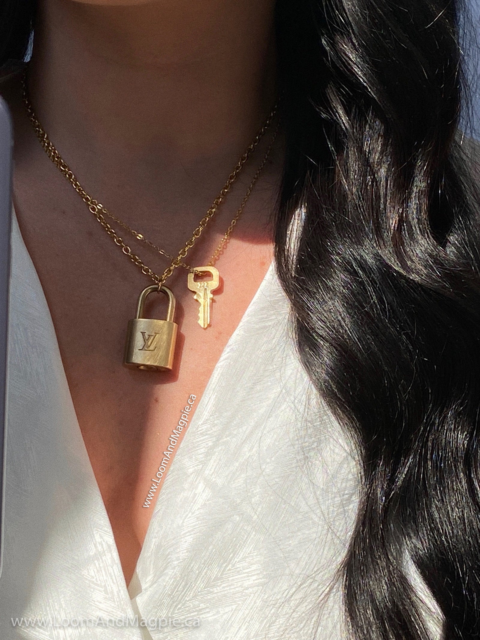 Louis Vuitton GF Pandantif Lock Me Necklace Heart amp Key Motif Pink x  Gold  eBay