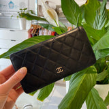 Lambskin Quilted Yen Wallet Black